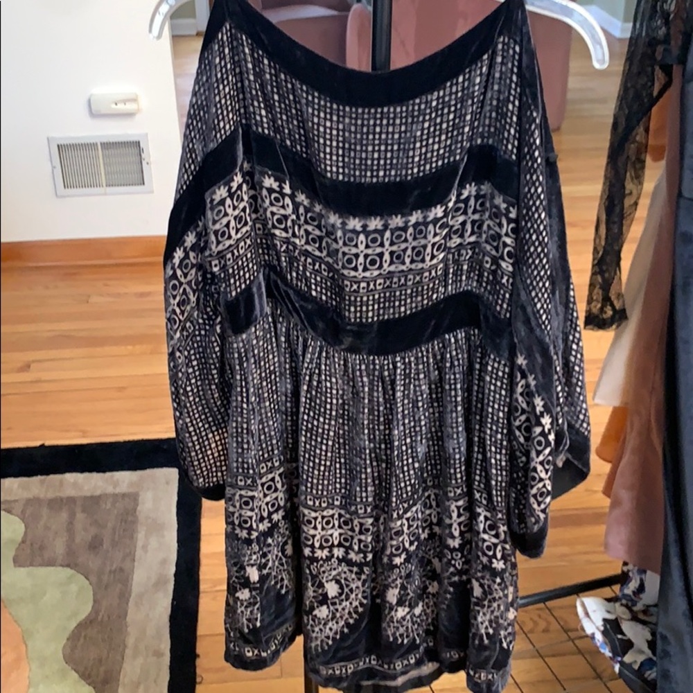 BCBG velvet black patterned dress size S